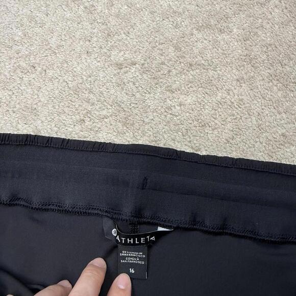 NWT Athleta Trekkie North Mid Rise Black Skort Skirt Shorts Women’s Size 16 $79 - Picture 8 of 10